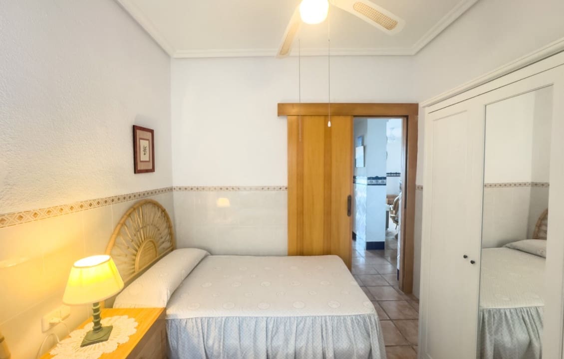 4 bedroom Apartment for holiday rental in Santa Pola - € 800 (Ref: 9330927)