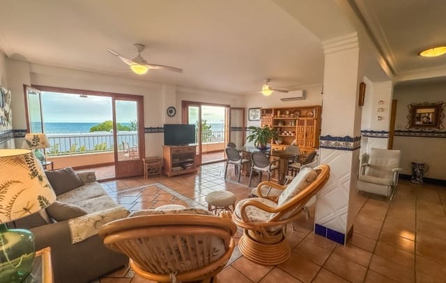 4 makuuhuone Huoneisto lomavuokrausta paikassa Calas Santa Pola Este, Santa Pola - 800 € (Ref: 9330927)