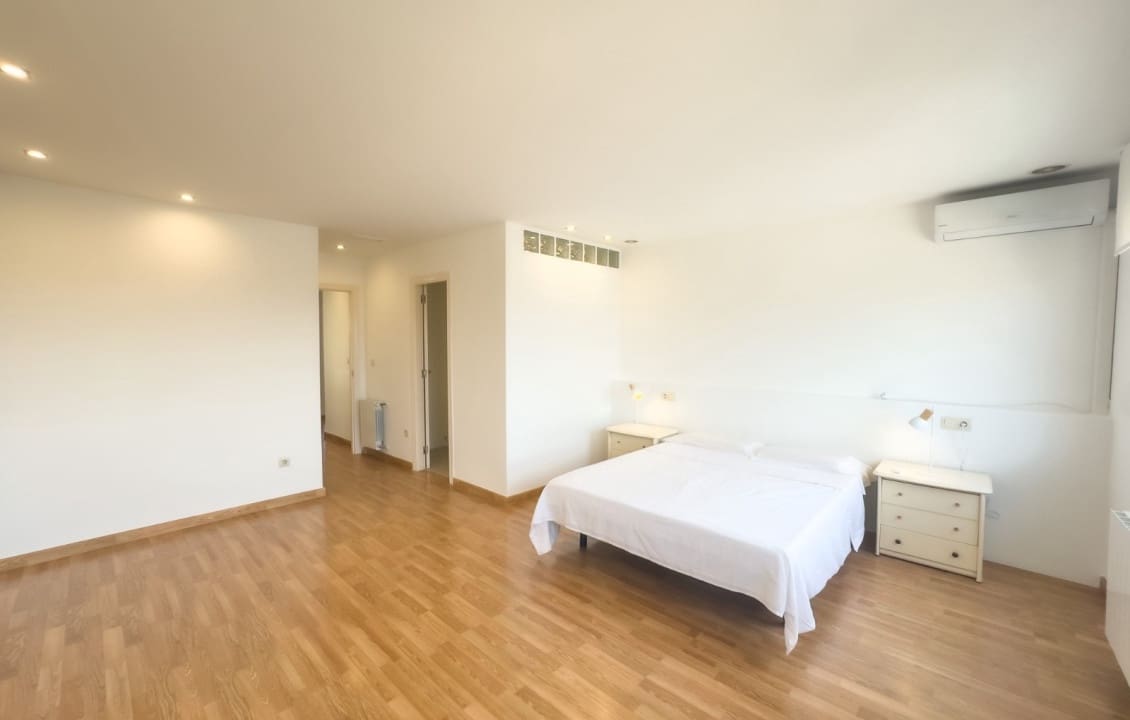 2 bedroom Flat for rent in Elche / Elx - € 1,200 (Ref: 9340388)