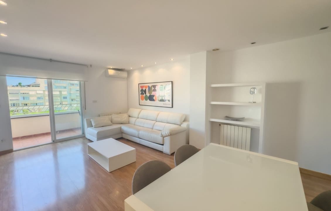 2 bedroom Flat for rent in Elche / Elx - € 1,200 (Ref: 9340388)