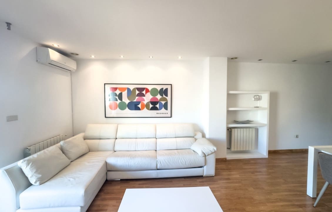 2 bedroom Flat for rent in Elche / Elx - € 1,200 (Ref: 9340388)