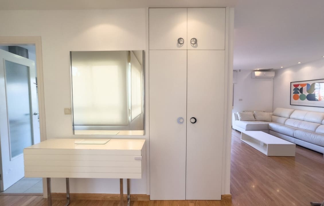 2 bedroom Flat for rent in Elche / Elx - € 1,200 (Ref: 9340388)