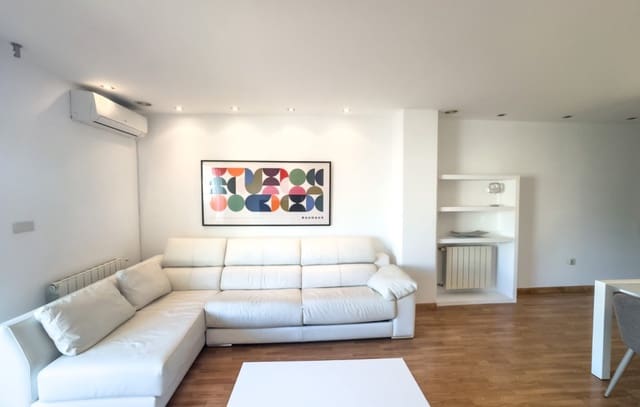Appartement de 2 chambres à louer à Ciutat Universitària, Elche / Elx - 1 200 € (Ref: 9340388)