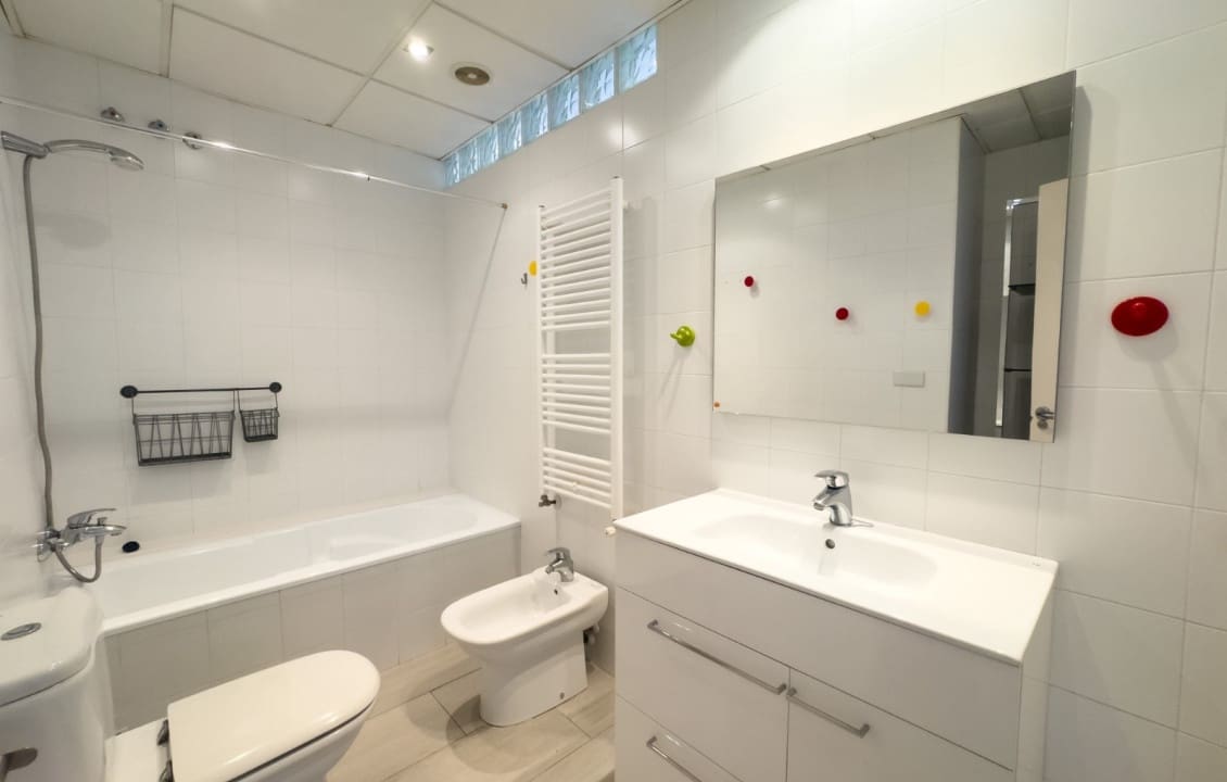 2 bedroom Flat for rent in Elche / Elx - € 1,200 (Ref: 9340388)