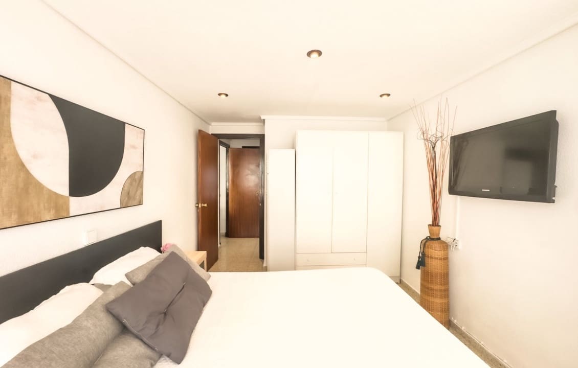 3 slaapkamer Appartement voor vakantieverhuur in Santa Pola - € 1.000 (Ref: 9357426)