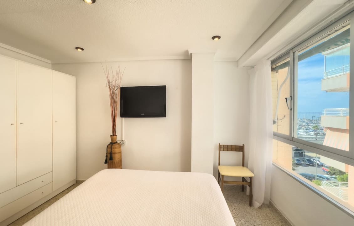 3 slaapkamer Appartement voor vakantieverhuur in Santa Pola - € 1.000 (Ref: 9357426)