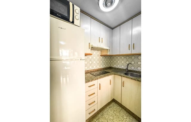 3 slaapkamer Appartement voor vakantieverhuur in Centro, Santa Pola - € 1.000 (Ref: 9357426)