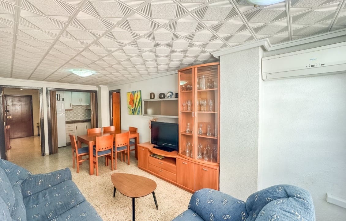 3 slaapkamer Appartement voor vakantieverhuur in Santa Pola - € 1.000 (Ref: 9357426)