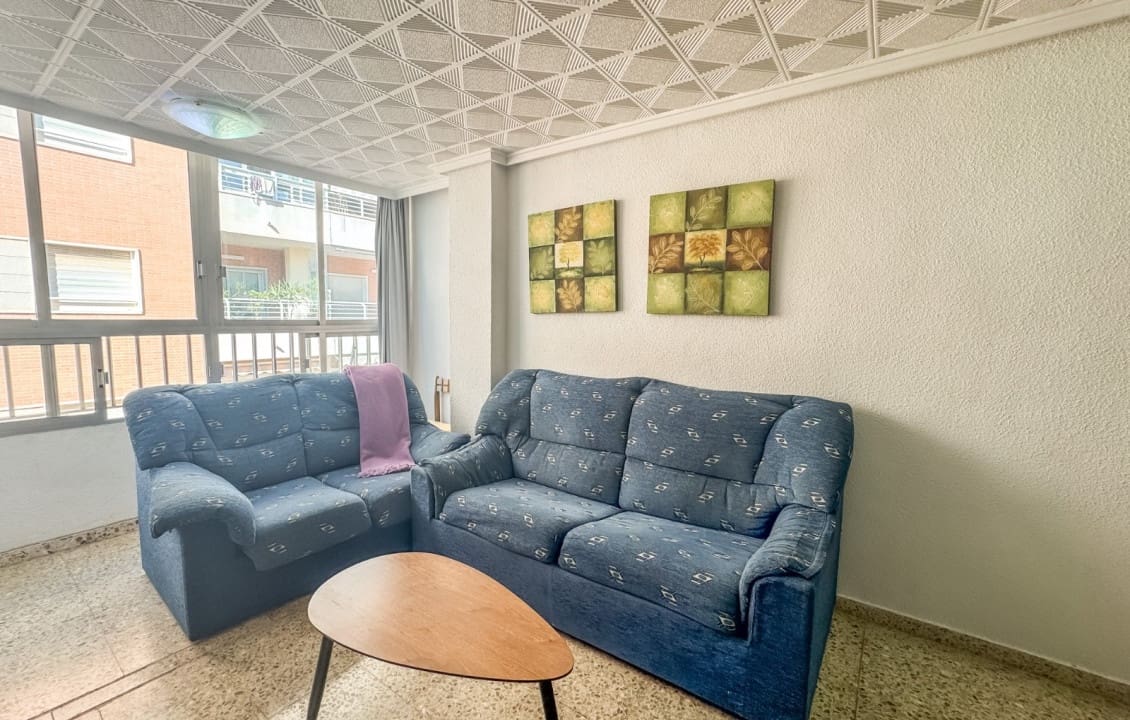 3 slaapkamer Appartement voor vakantieverhuur in Santa Pola - € 1.000 (Ref: 9357426)