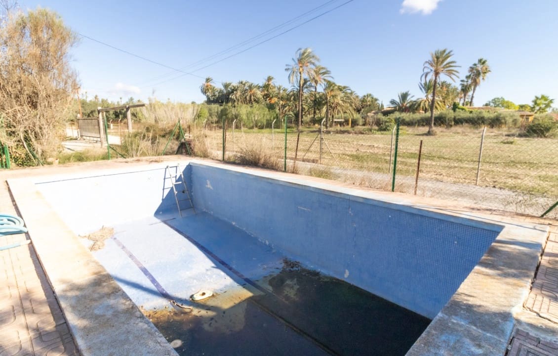 4 soveværelse Villa til salg i Elche / Elx med swimmingpool - € 350.000 (Ref: 9377735)