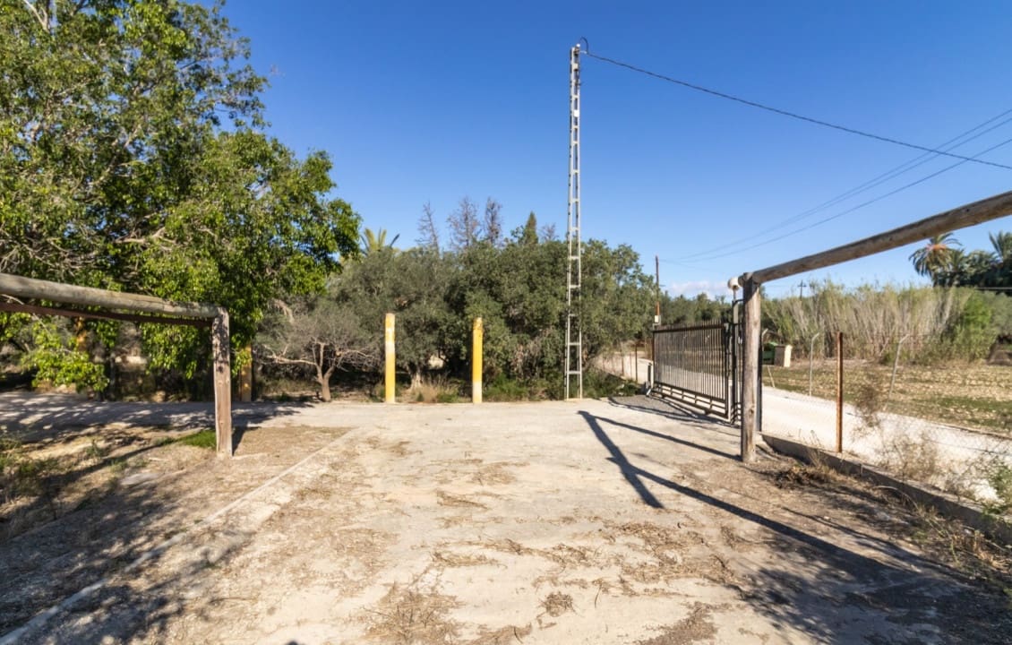 4 soveværelse Villa til salg i Elche / Elx med swimmingpool - € 350.000 (Ref: 9377735)