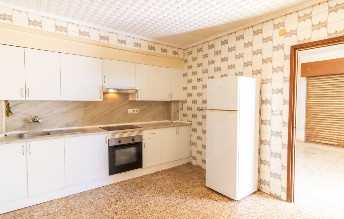 4 soveværelse Villa til salg i Elche / Elx med swimmingpool - € 350.000 (Ref: 9377735)