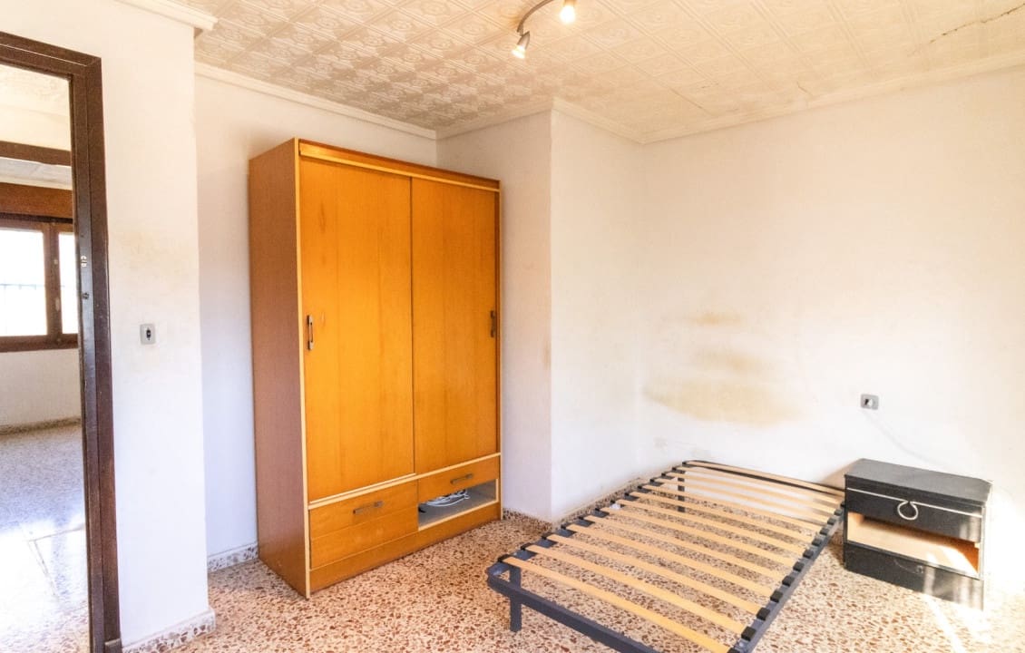 4 soveværelse Villa til salg i Elche / Elx med swimmingpool - € 350.000 (Ref: 9377735)