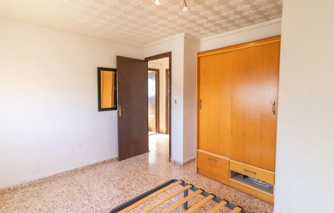 4 soveværelse Villa til salg i Elche / Elx med swimmingpool - € 350.000 (Ref: 9377735)