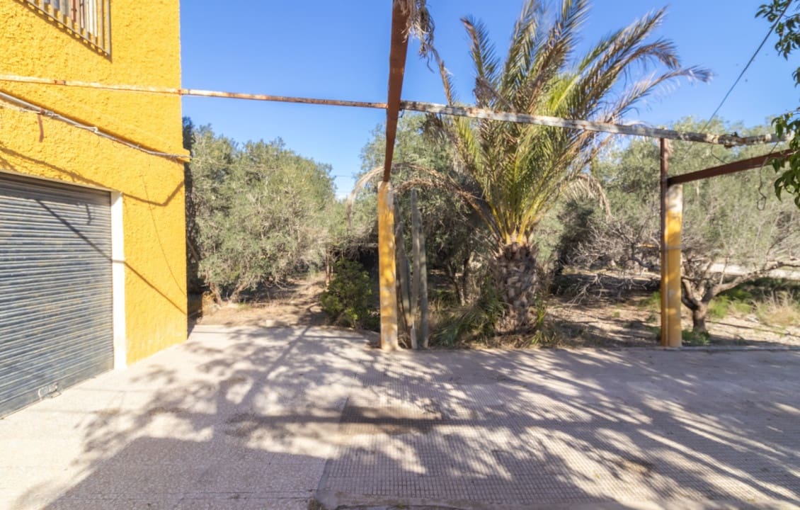 4 soveværelse Villa til salg i Elche / Elx med swimmingpool - € 350.000 (Ref: 9377735)