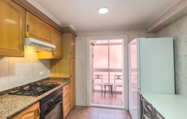 3 Zimmer Apartment zu vermieten in Pont Nou - Corazón de Jesús, Elche / Elx - 650 € (Ref: 9377949)