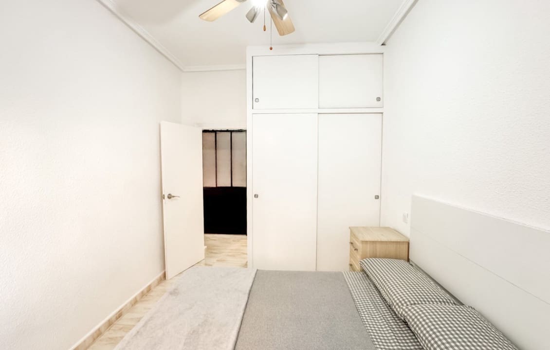 2 bedroom Flat for rent in Elche / Elx - € 700 (Ref: 9398788)