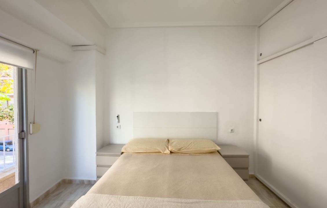 2 bedroom Flat for rent in Elche / Elx - € 700 (Ref: 9398788)
