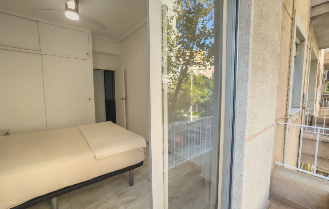 2 bedroom Flat for rent in Elche / Elx - € 700 (Ref: 9398788)
