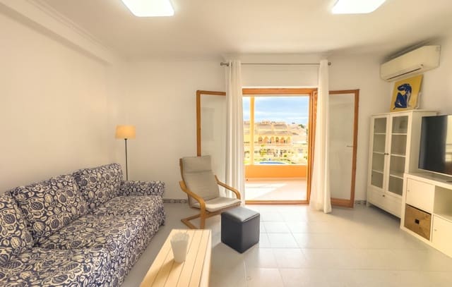 2 makuuhuone Bungalow lomavuokrausta paikassa Calas Santiago Bernabéu, Santa Pola mukana uima-altaan - 650 € (Ref: 9409070)