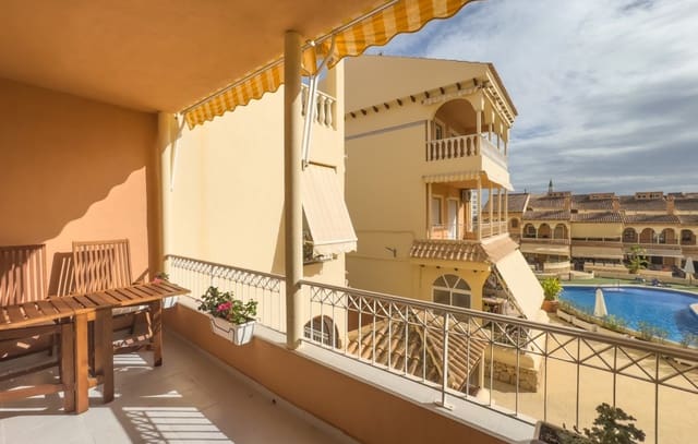 2 makuuhuone Bungalow lomavuokrausta paikassa Calas Santiago Bernabéu, Santa Pola mukana uima-altaan - 650 € (Ref: 9409070)