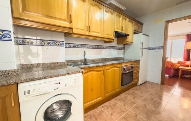 2 slaapkamer Appartement voor vakantieverhuur in Playa Levante, Santa Pola - € 600 (Ref: 9410387)