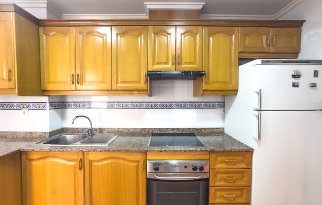 2 slaapkamer Appartement voor vakantieverhuur in Playa Levante, Santa Pola - € 600 (Ref: 9410387)