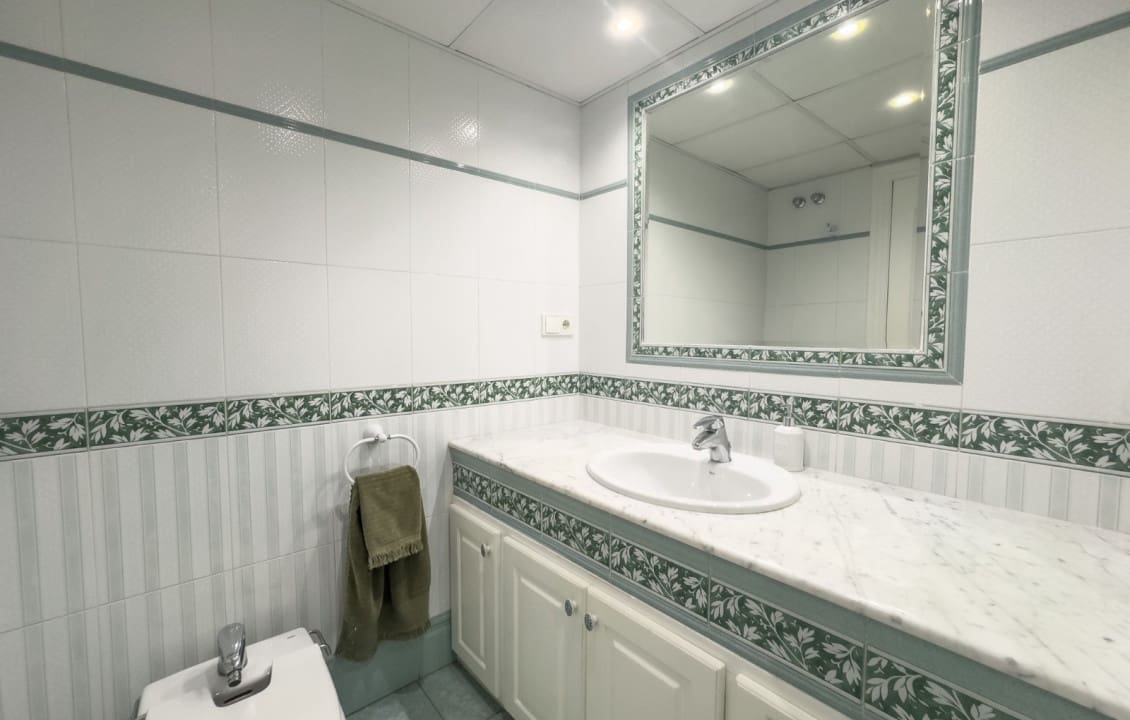 4 camera da letto Appartamento da affitare come casa vacanza in Santa Pola - 800 € (Rif: 9415259)