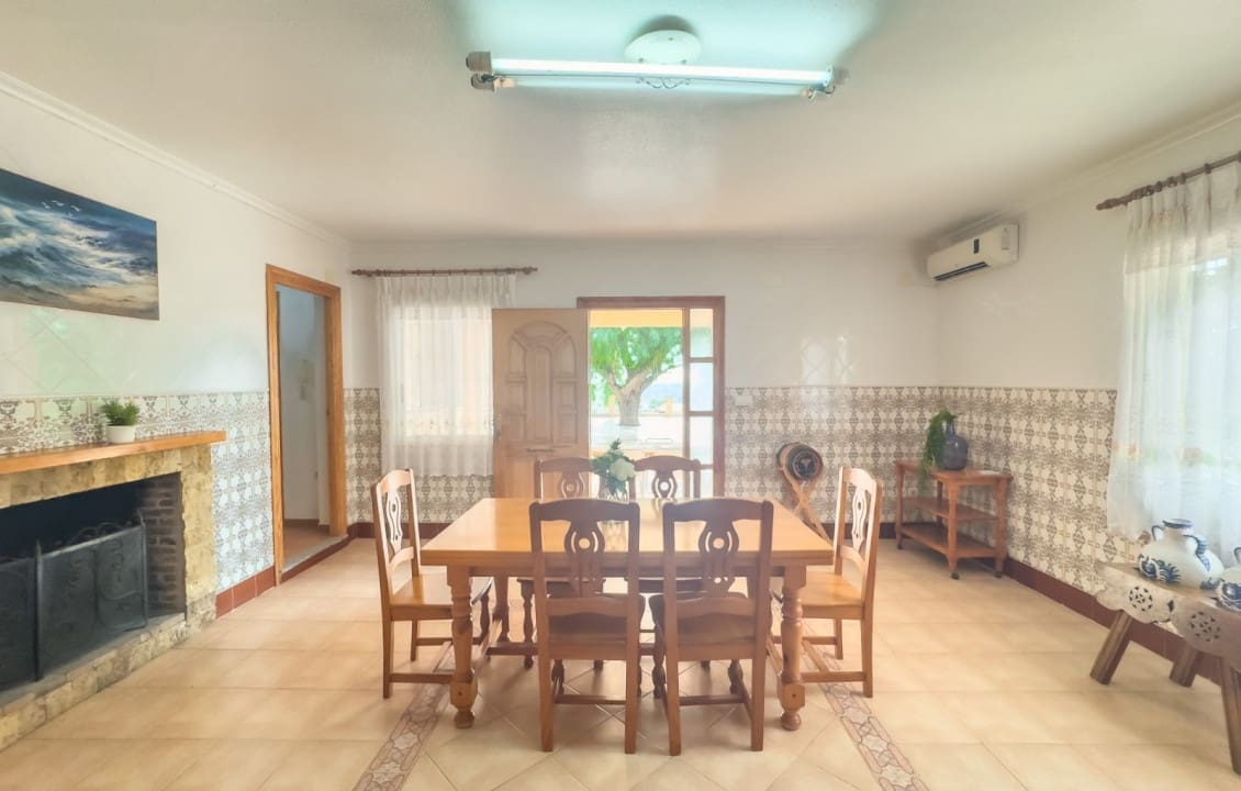 3 bedroom Villa for rent in Aspe with pool - € 1,400 (Ref: 9443655)