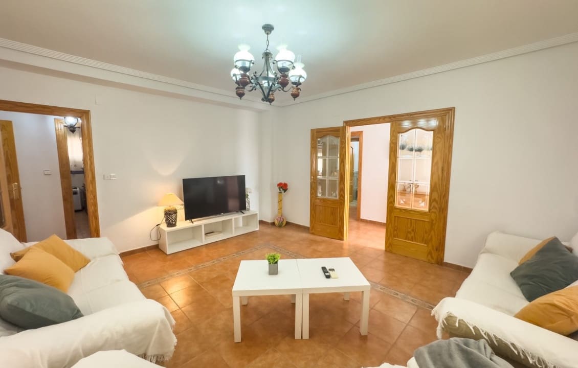 3 bedroom Villa for rent in Aspe with pool - € 1,400 (Ref: 9443655)