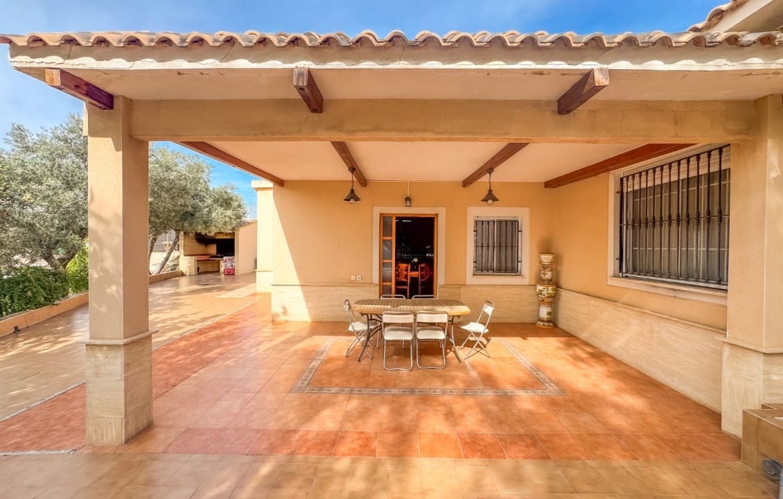 3 bedroom Villa for rent in Aspe with pool - € 1,400 (Ref: 9443655)