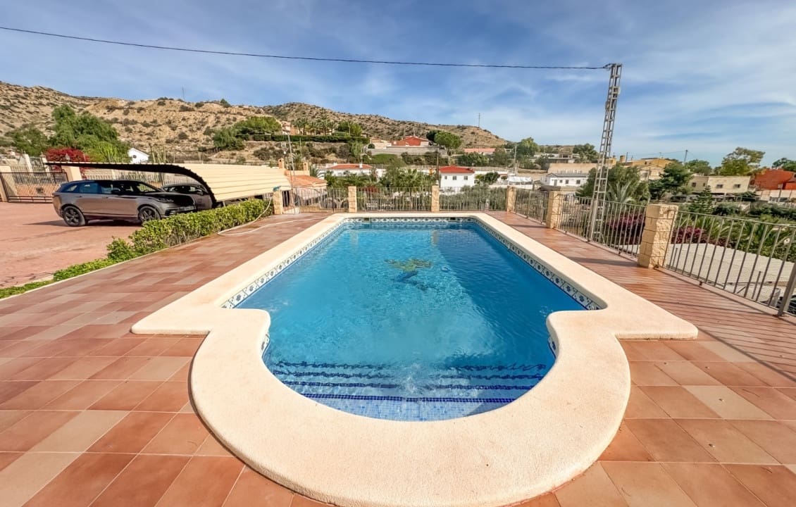 3 bedroom Villa for rent in Aspe with pool - € 1,400 (Ref: 9443655)