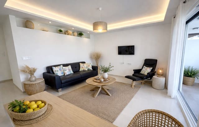 2 bedroom Apartment for sale in Doña Pepa, Rojales with pool - € 295,000 (Ref: 9499857)