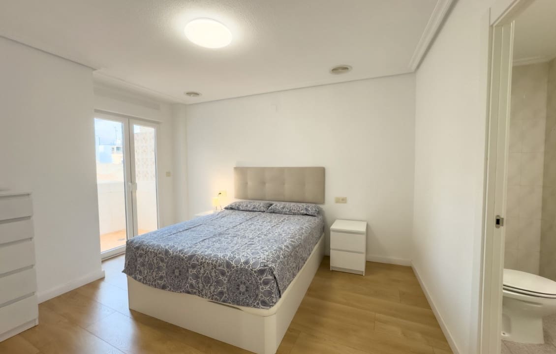 3 makuuhuone Huoneisto vuokrattavana paikassa Elche / Elx - 850 € (Ref: 9521415)
