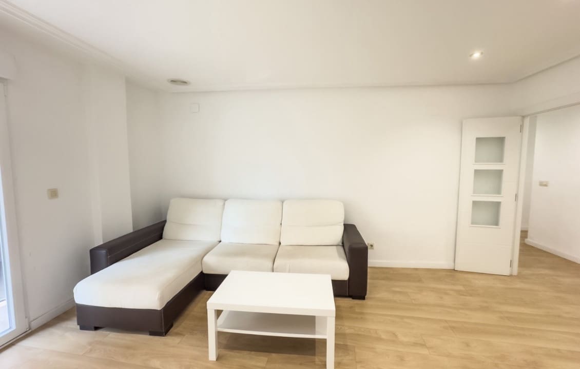 3 makuuhuone Huoneisto vuokrattavana paikassa Elche / Elx - 850 € (Ref: 9521415)