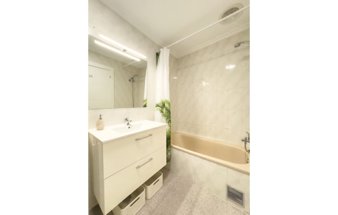 3 makuuhuone Huoneisto vuokrattavana paikassa Elche / Elx - 850 € (Ref: 9521415)