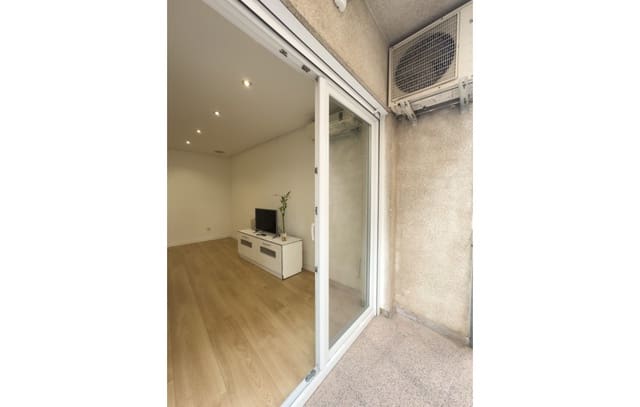 3 makuuhuone Huoneisto vuokrattavana paikassa El Raval - Portes Encarnades, Elche / Elx - 850 € (Ref: 9521415)