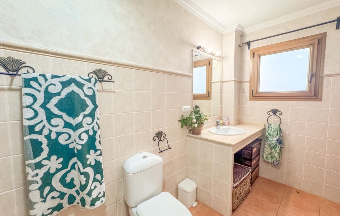 3 quarto Apartamento para arrendar em Elche / Elx - 950 € (Ref: 9523796)