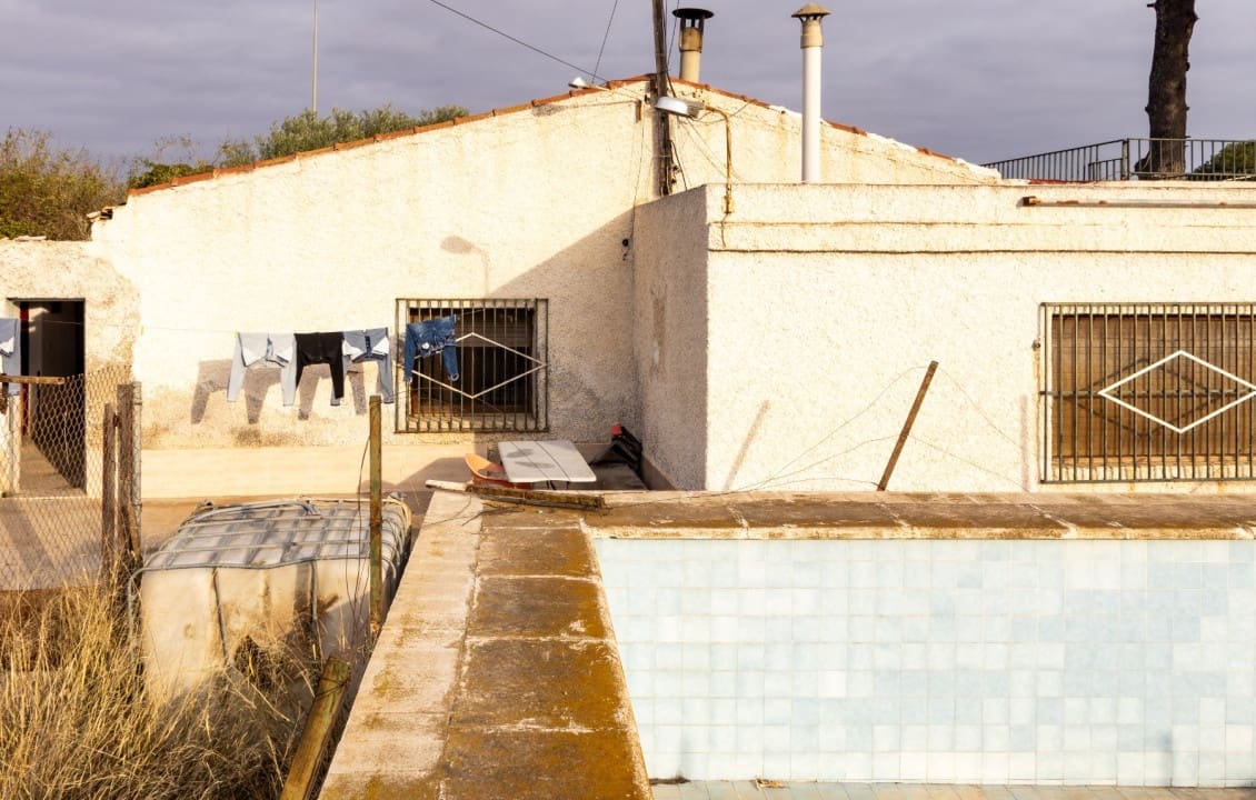 3 chambre Villa/Maison à vendre à Elche / Elx avec piscine - 128 000 € (Ref: 9524828)