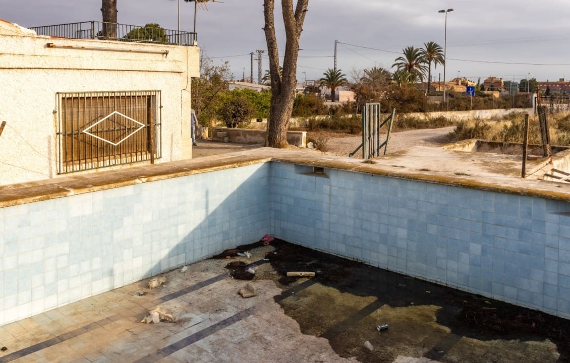 3 chambre Villa/Maison à vendre à Elche / Elx avec piscine - 128 000 € (Ref: 9524828)