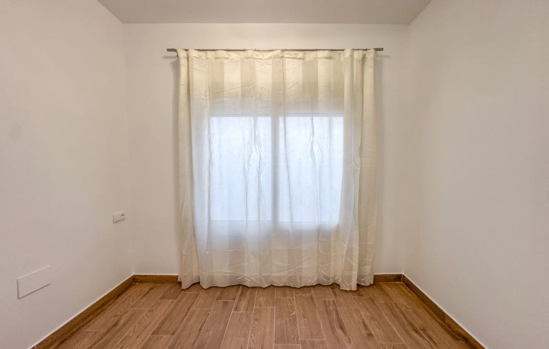 1 makuuhuone Asunto vuokrattavana paikassa Almoradi - 550 € (Ref: 9640589)