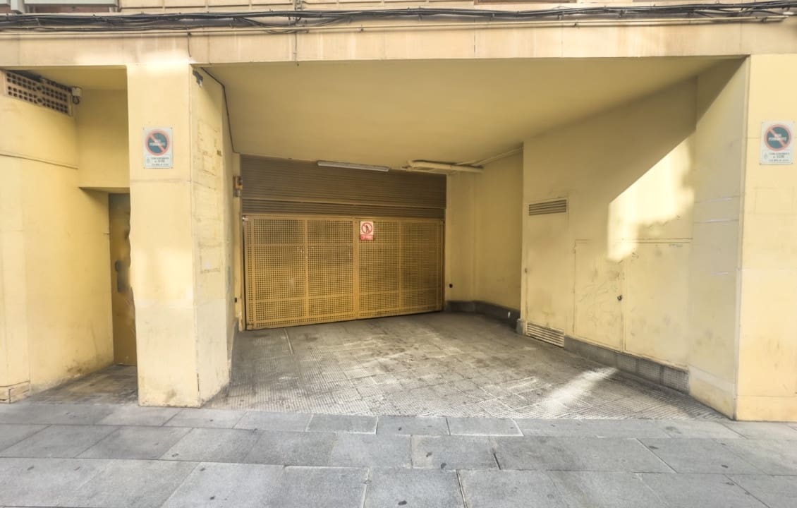 Garasje til salgs i Elche / Elx - € 40 000 (Ref: 9663328)