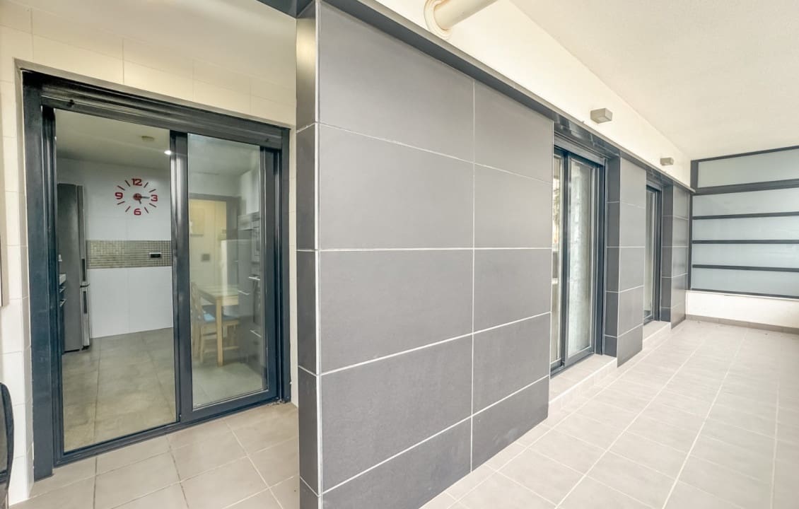 3 slaapkamer Appartement te huur in Elche / Elx met zwembad - € 1.300 (Ref: 9665530)