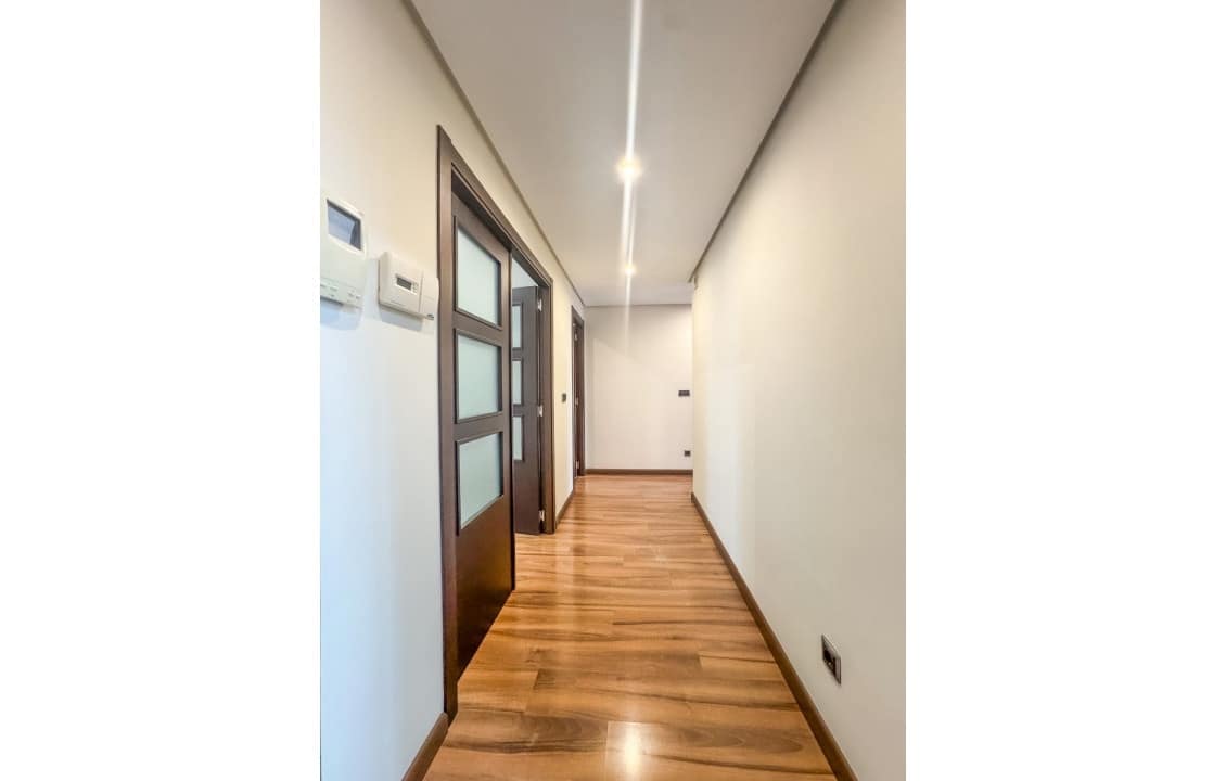 3 slaapkamer Appartement te huur in Elche / Elx met zwembad - € 1.300 (Ref: 9665530)