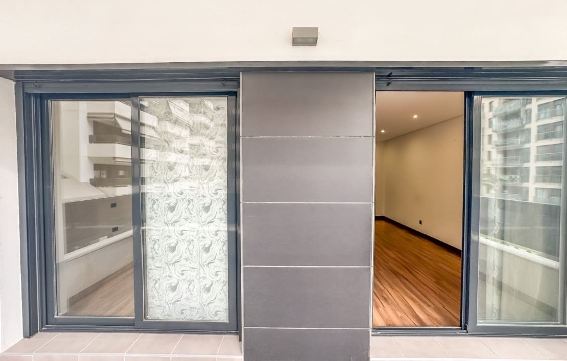 3 slaapkamer Appartement te huur in Elche / Elx met zwembad - € 1.300 (Ref: 9665530)