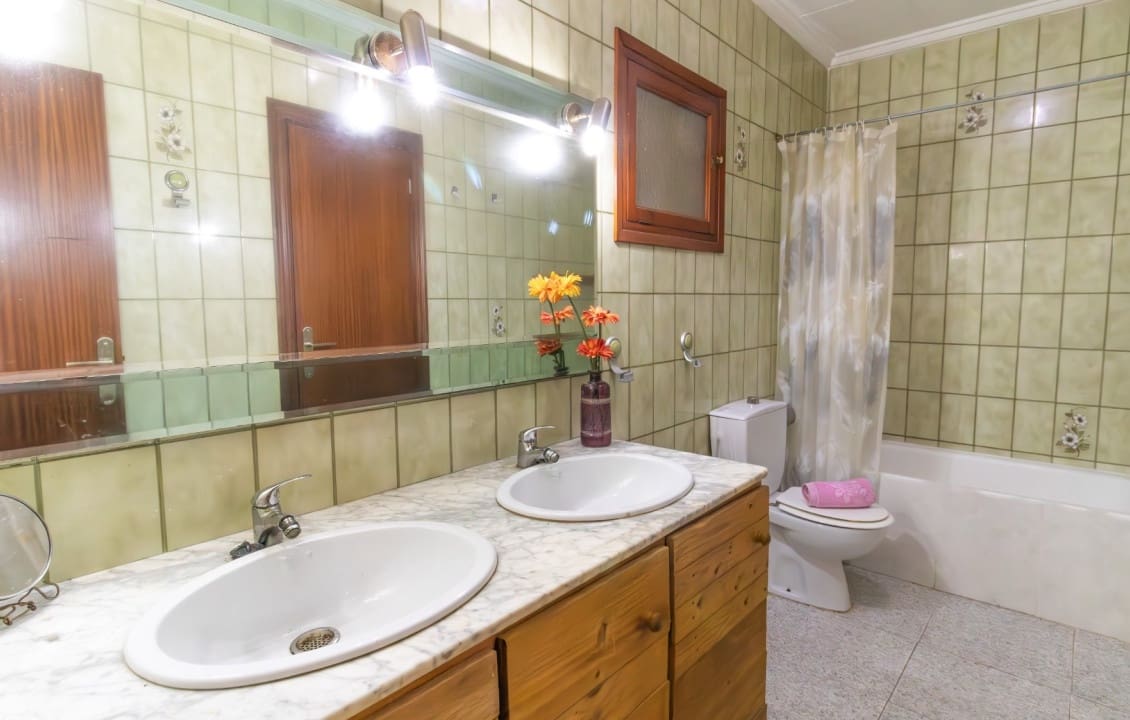 9 quarto Moradia para venda em Elche / Elx com piscina - 360 000 € (Ref: 9687245)