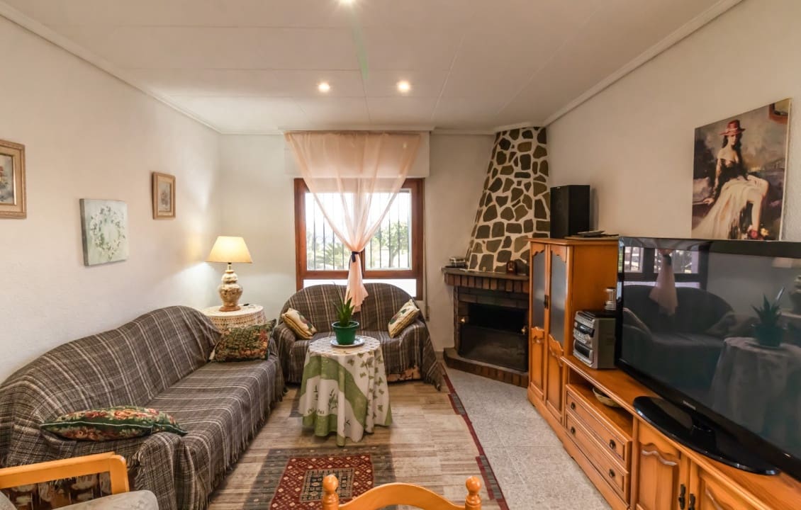 9 quarto Moradia para venda em Elche / Elx com piscina - 360 000 € (Ref: 9687245)