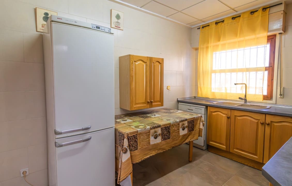 9 quarto Moradia para venda em Elche / Elx com piscina - 360 000 € (Ref: 9687245)