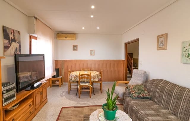 9 quarto Moradia para venda em La Algoda - Matola - El Pla, Elche / Elx com piscina - 360 000 € (Ref: 9687245)