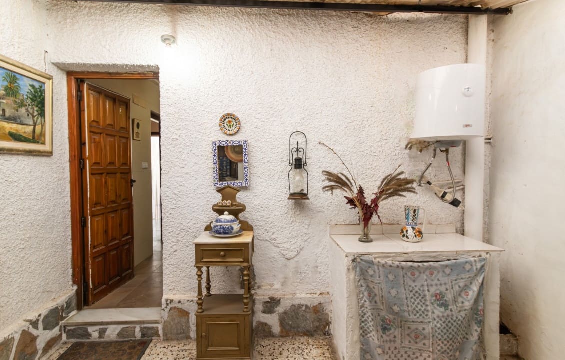 9 quarto Moradia para venda em Elche / Elx com piscina - 360 000 € (Ref: 9687245)